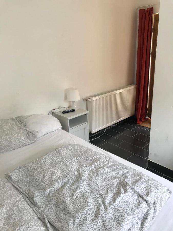 Kerti franciaágyas apartman Vác Exterior foto